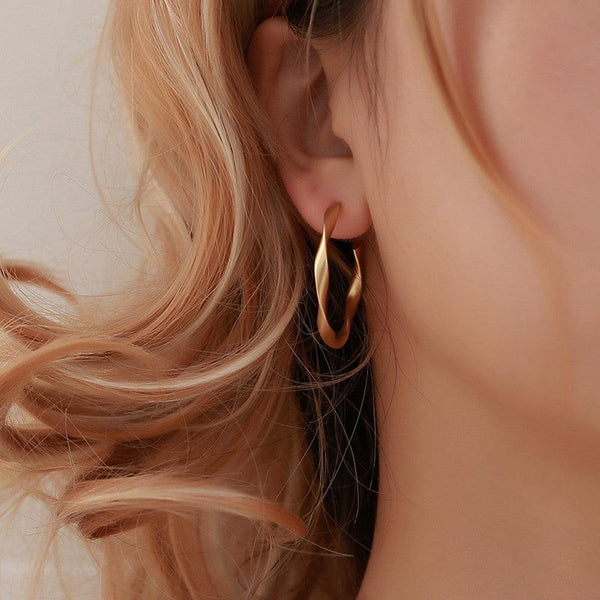 Women's Twisted Hoop Earrings